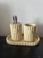 Riviera maison zeepdispenser & tandenborstelhouder & schaal, Ophalen of Verzenden, Zo goed als nieuw, Beige, Overige typen
