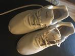 paar NIKE/AIR schoenen  wit, Kleding | Dames, Schoenen, Wit, Nike, Ophalen of Verzenden, Sneakers of Gympen