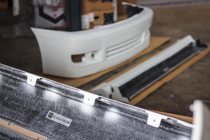 Aimgain Cygnus bodykit Toyota Crown Athlete V JZS171 JZS175, Auto diversen, Tuning en Styling, Ophalen of Verzenden