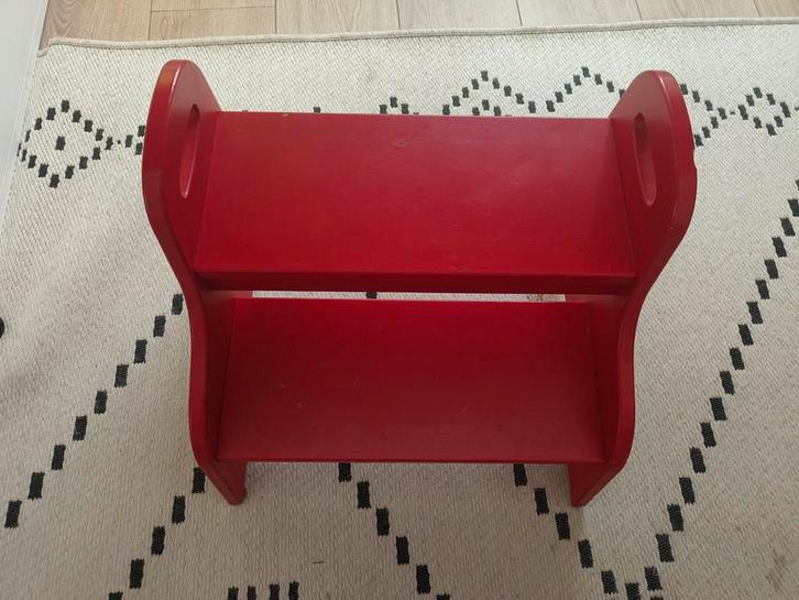 IKEA Trogen Opstapje Kinderen rood, Kinderen en Baby's, Kinderkamer | Inrichting en Decoratie, Gebruikt, Overige typen, Ophalen