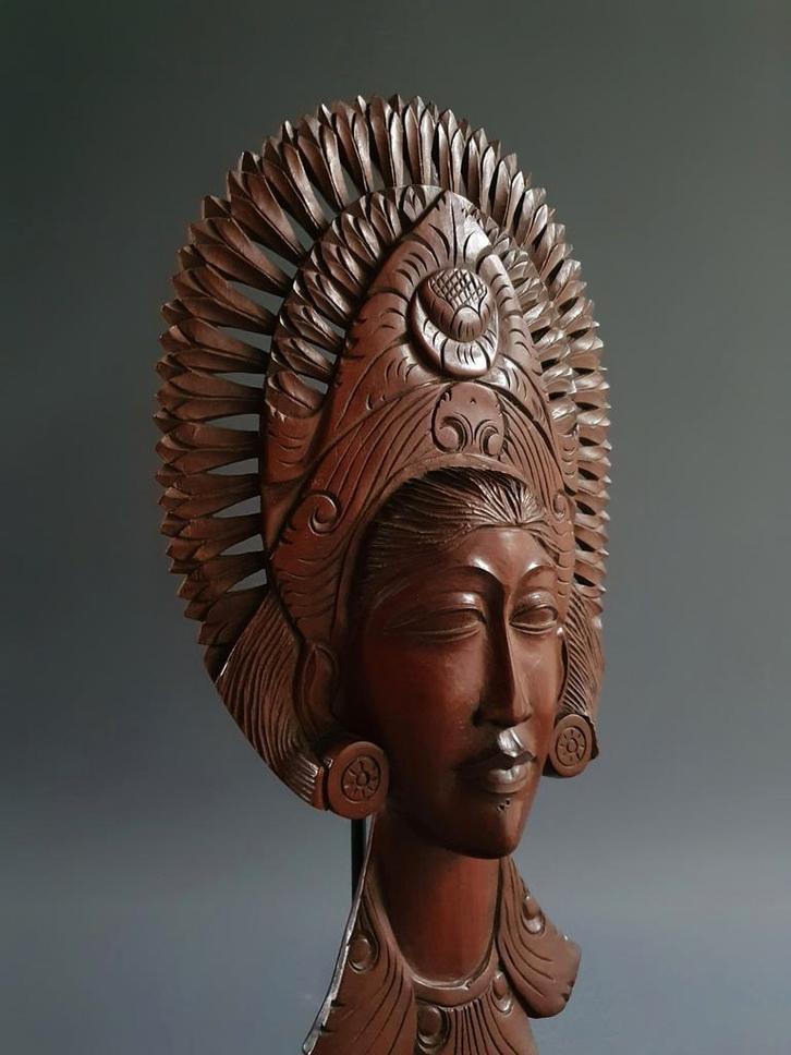Djanger danseres Bali Indonesie balinees, Antiek en Kunst, Kunst | Beelden en Houtsnijwerken, Ophalen of Verzenden