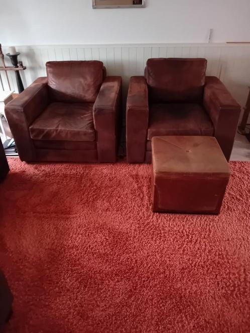 2 Fauteuil's leder. + poef. Bank + poef., Huis en Inrichting, Fauteuils, Gebruikt, 75 tot 100 cm, Ophalen