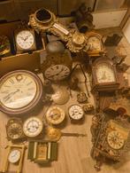 Klokken en onderdelen in. Een koop, Antiek en Kunst, Antiek | Klokken, Ophalen