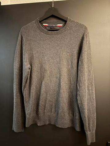 Tommy hilfiger trui maat s beschikbaar voor biedingen