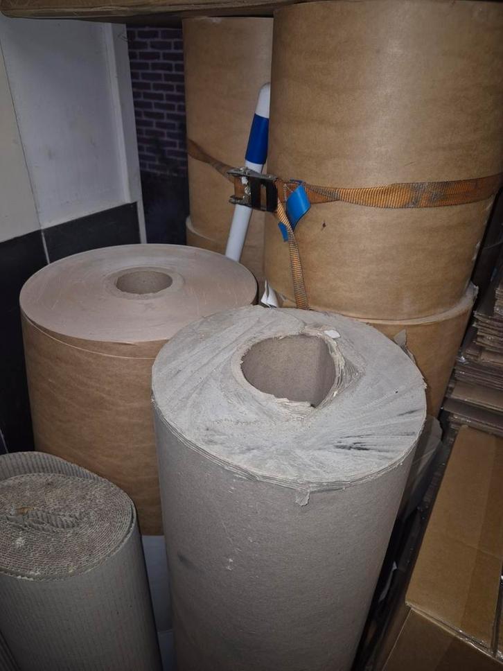 Verzendmateriaal - Rollen kraftpapier - Inpakken en verzend, Doe-het-zelf en Verbouw, Kratten en Dozen, Zo goed als nieuw, Doos