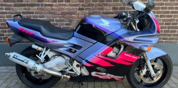 Motor Honda cbr 600 F sport goed onderhouden  beschikbaar voor biedingen