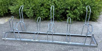 Fietsenrek voor 6 fietsen beschikbaar voor biedingen