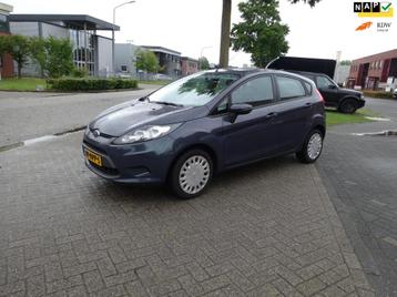 Ford Fiesta 1.25 Limited/Airco/Boekjes/Cruise/Apk 23-8-2026 beschikbaar voor biedingen