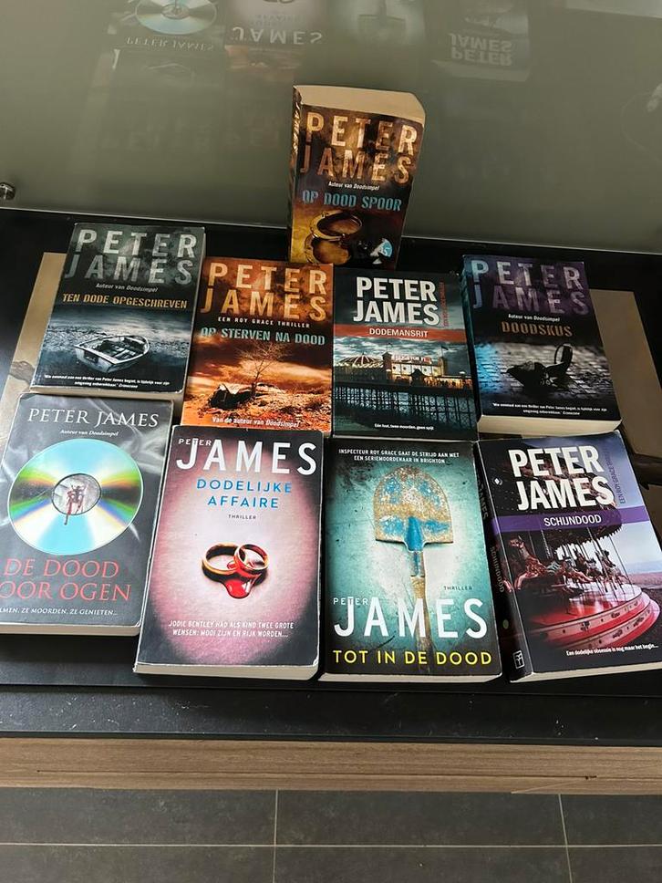 Peter James thrillers, Boeken, Thrillers, Zo goed als nieuw, Ophalen of Verzenden