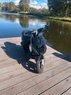 Piaggio zip 50cc 2016, Fietsen en Brommers, Scooters | Piaggio, Ophalen, Maximaal 45 km/u, Zip, Zo goed als nieuw