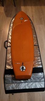 F One Rocket Midlength 95L Surfboard, Watersport en Boten, Wingsurfen, Ophalen, Zo goed als nieuw, Wingsurf-board