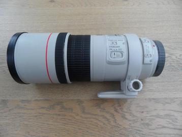 Canon EF 300mm. F4 IS USM beschikbaar voor biedingen