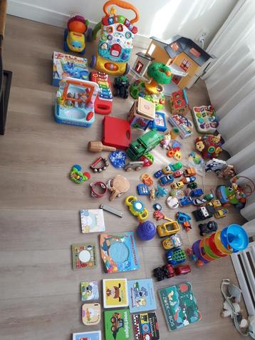 Partij speelgoed  beschikbaar voor biedingen