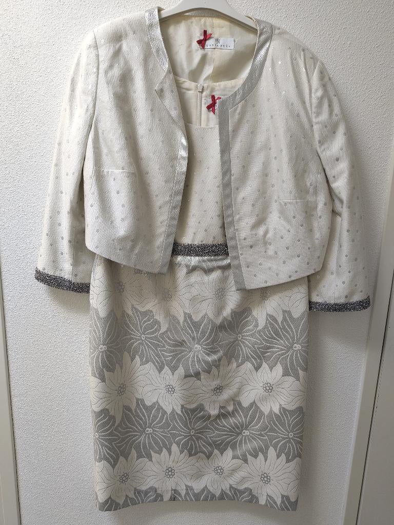 moeder van de bruid  set van sonia pena zilver, Kleding | Dames, Gelegenheidskleding, Gedragen, Cocktailjurk, Maat 38/40 (M), Wit