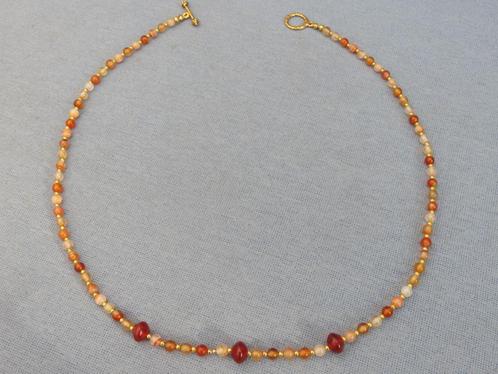 Antiek halssnoer in carneool steen - 19e – 20e eeuw, Sieraden, Tassen en Uiterlijk, Antieke sieraden, Ketting, Overige materialen