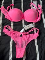Roze Lingerieset met super Push-up BH 85C- Nieuw!, Ophalen of Verzenden, Roze, Setje