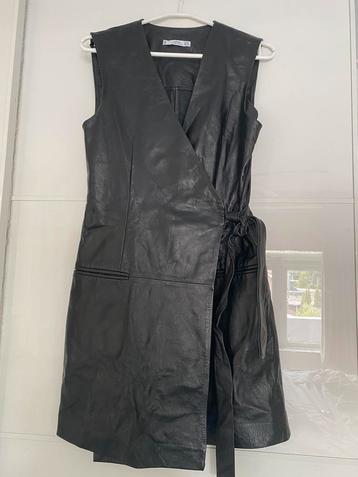 leren gilet/jurkje van Mango mt S beschikbaar voor biedingen