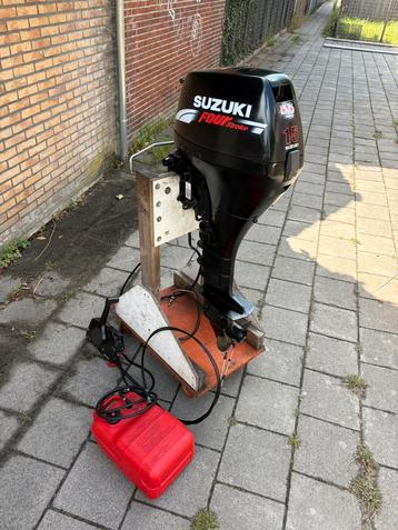 Suzuki 15 pk 4 takt langstaart buitenboordmotor opknapper. beschikbaar voor biedingen