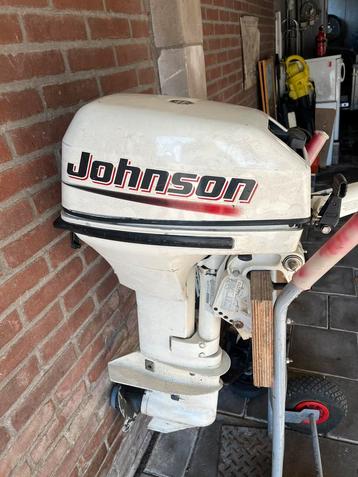 Johnson 15pk 2-takt bjr 2003 met defect beschikbaar voor biedingen