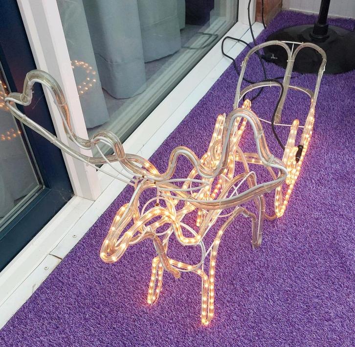 Decoratieve Rendier met slee met verlichting, Huis en Inrichting, Lampen | Overige, Zo goed als nieuw, Ophalen of Verzenden