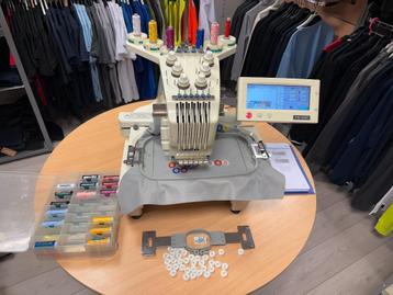 Borduurmachine BROTHER PR-600   geborduurd maar 334 uur.  beschikbaar voor biedingen