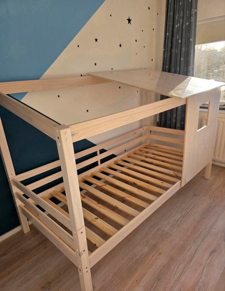 Kinderbed met opzetdak, Kinderen en Baby's, Kinderkamer | Stapelbedden en Hoogslapers, Zo goed als nieuw, Overige typen, Ophalen