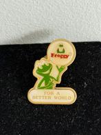 Froggy For A Better World Vintage Pin, Ophalen of Verzenden, Gebruikt, Overige onderwerpen, Speldje of Pin