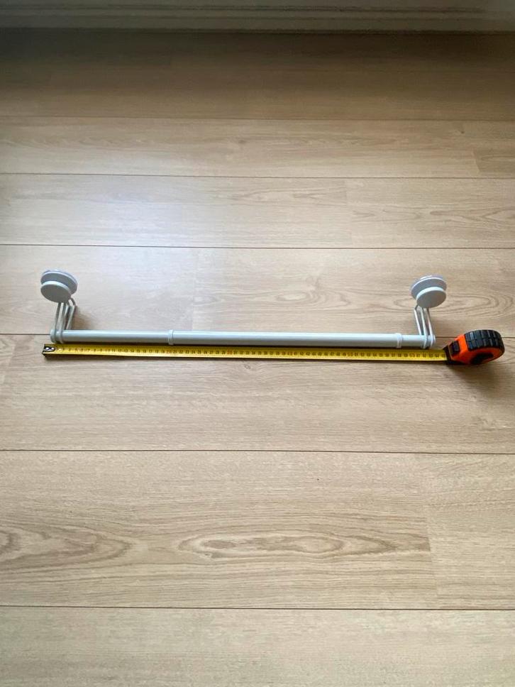 Uitschuifbaar Handdoekenrek met Zuignap, Huis en Inrichting, Badkamer | Badtextiel en Accessoires, Zo goed als nieuw, Handdoekenrek