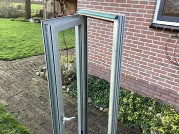 Aluminium raamkozijn beschikbaar voor biedingen