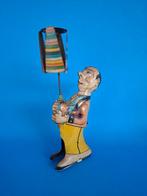 1930 Bell Toys Italy man met propellors- blik speelgoed., Ophalen of Verzenden