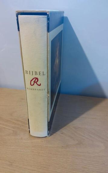 Bijbel met Rembrandt Illustraties beschikbaar voor biedingen