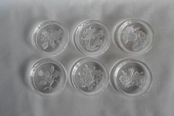 Val St. Lambert Onderzetters Kristal Bloemen, Antiek en Kunst, Antiek | Glas en Kristal, Ophalen of Verzenden