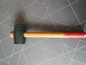 Rubber hamer beschikbaar voor biedingen