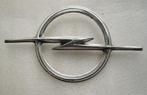 Groot Opel embleem. 14cm x 8cm., Ophalen of Verzenden, Gebruikt, Opel