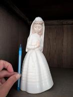 NAO LLadro religieus beeld 23 cm hoog onbeschadigd, Verzamelen, Beelden en Beeldjes, Ophalen of Verzenden, Zo goed als nieuw, Mens