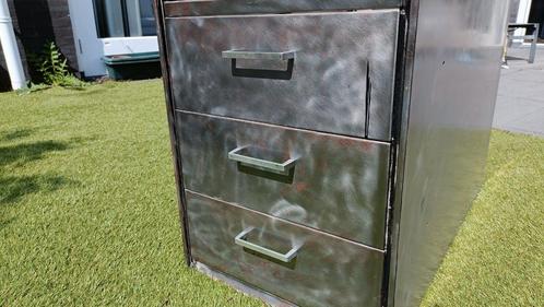 gispen ladenkast, geborsteld staal, Huis en Inrichting, Kasten | Roldeurkasten en Archiefkasten, Gebruikt, Minder dan 100 cm, Minder dan 50 cm
