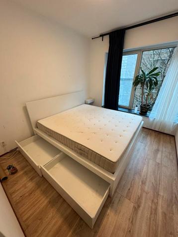 IKEA Malm bed + Vatneström matras 180x200 - afbeelding 2