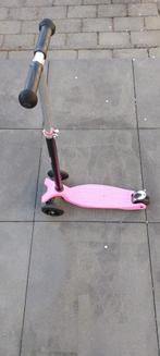 Roze step, Fietsen en Brommers, Steps, Ophalen, Zo goed als nieuw, Gewone step