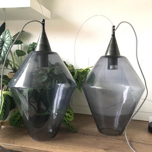 2 prachtige rook glas hang lampen diamant vorm, Huis en Inrichting, Lampen | Hanglampen, Zo goed als nieuw, Minder dan 50 cm, Glas