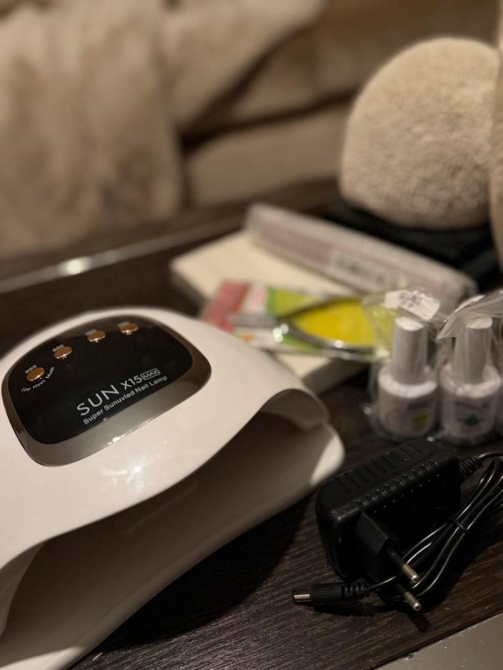 Gellak lamp set met accessoires, Sieraden, Tassen en Uiterlijk, Uiterlijk | Cosmetica en Make-up, Nieuw, Toebehoren, Handen en Nagels