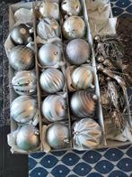 Kerstballen, Ophalen