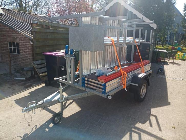 Rolsteiger 250x135cm 8.2m te huur, Doe-het-zelf en Verbouw, Steigers, Gebruikt, Rolsteiger of Kamersteiger, 5 meter of hoger, Ophalen