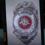 Een brandweer broche uit Amerika., Sieraden, Tassen en Uiterlijk, Broches, Overige materialen, 4 tot 7 cm, Ophalen of Verzenden