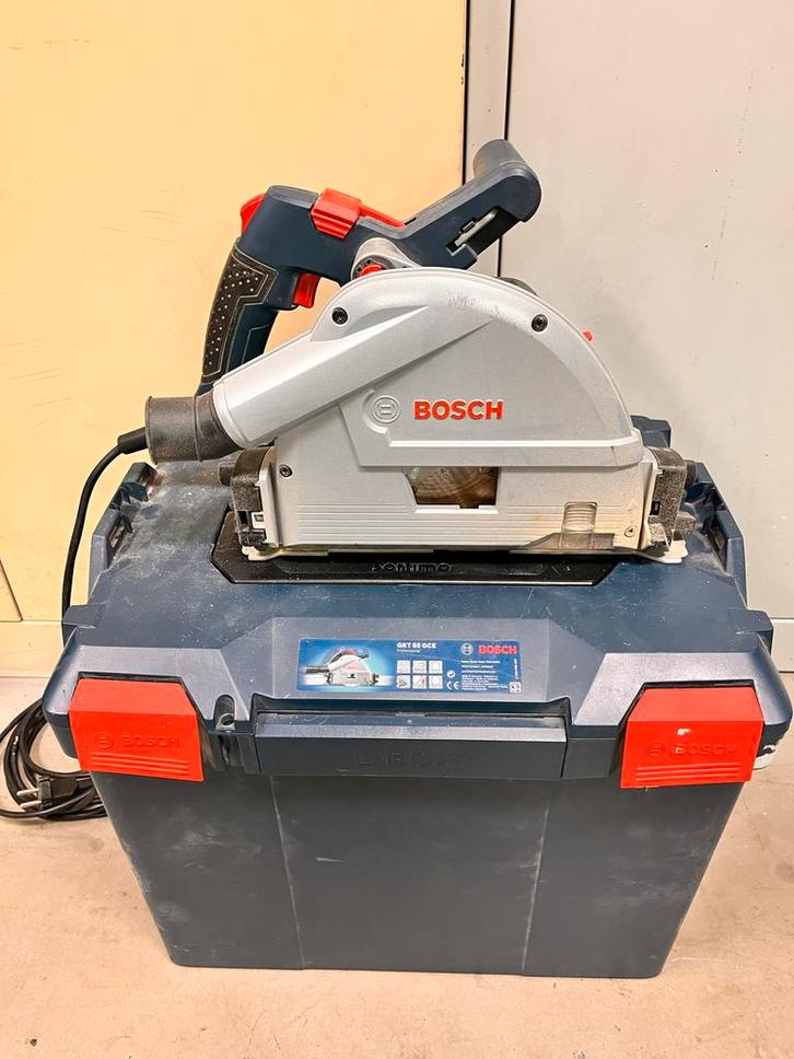 Bosch GKT 55 GCE Invalzaag + Lineaal 160cm, Doe-het-zelf en Verbouw, Gereedschap | Zaagmachines, Zo goed als nieuw, Invalzaag