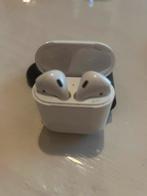 Airpods 2 met oplaadcase, Telecommunicatie, Mobiele telefoons | Oordopjes, Ophalen of Verzenden, Gebruikt, In oorschelp (earbud)