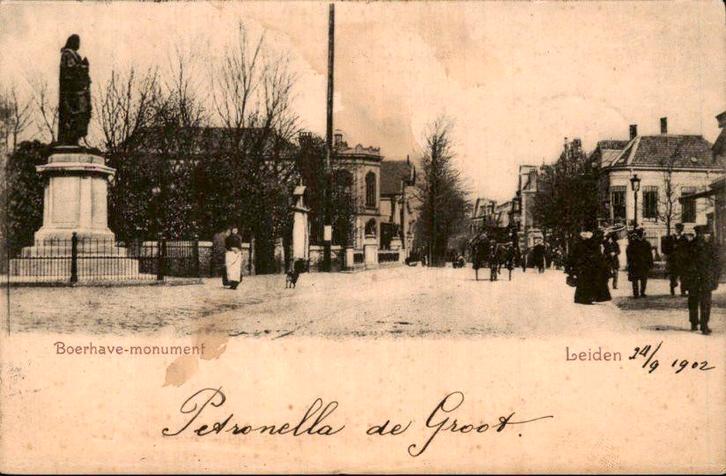 Leiden - Boerhave-monument, Verzamelen, Ansichtkaarten | Nederland, Gelopen, Zuid-Holland, Voor 1920, Ophalen of Verzenden