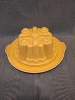 Royal Sphinx - mooie pastelgele puddingvorm met onderbord, Ophalen of Verzenden