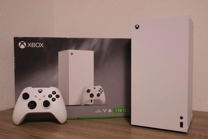 Xbox Series X 1TB 8K WIT + 1 Controller + 8 Spellen, Spelcomputers en Games, Spelcomputers | Xbox Series X en S, Zo goed als nieuw