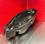 Piaggio MP3 Yourban 300 helmbak / buddybak, Motoren, Tuning en Styling, Ophalen of Verzenden