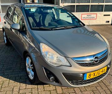 Opel Corsa 1.4 / 100pk / Airco beschikbaar voor biedingen